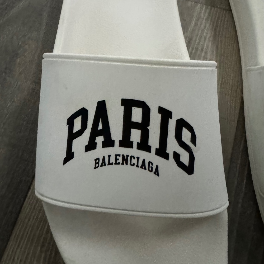 Balenciaga Slides